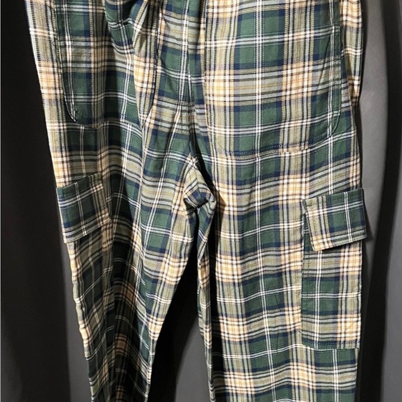 Women cargo pants - Picture 2 of 3